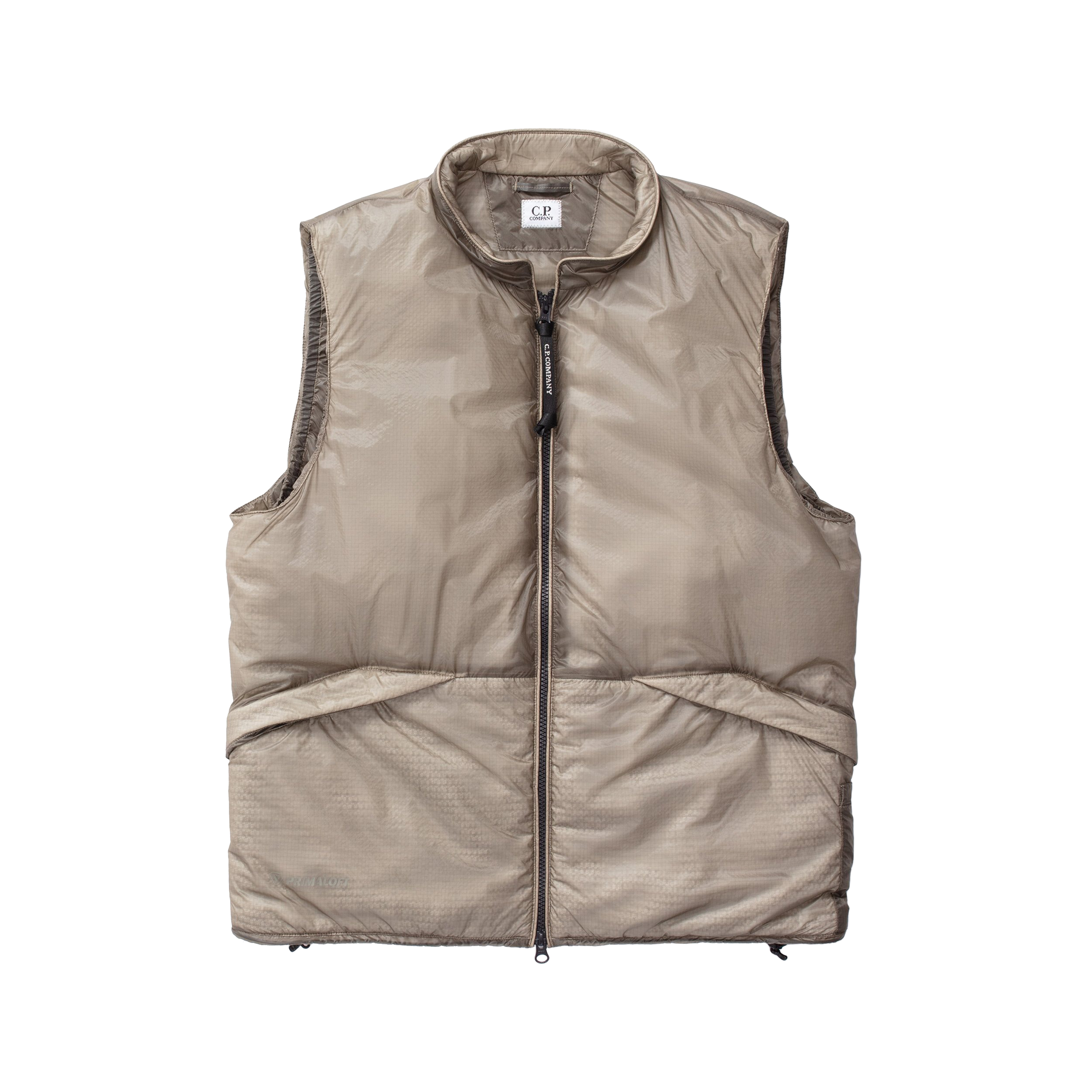C.P.Company жилет утепленный артикул 16CMOW038A006099U марки C.P.Company купить за 58000 руб.