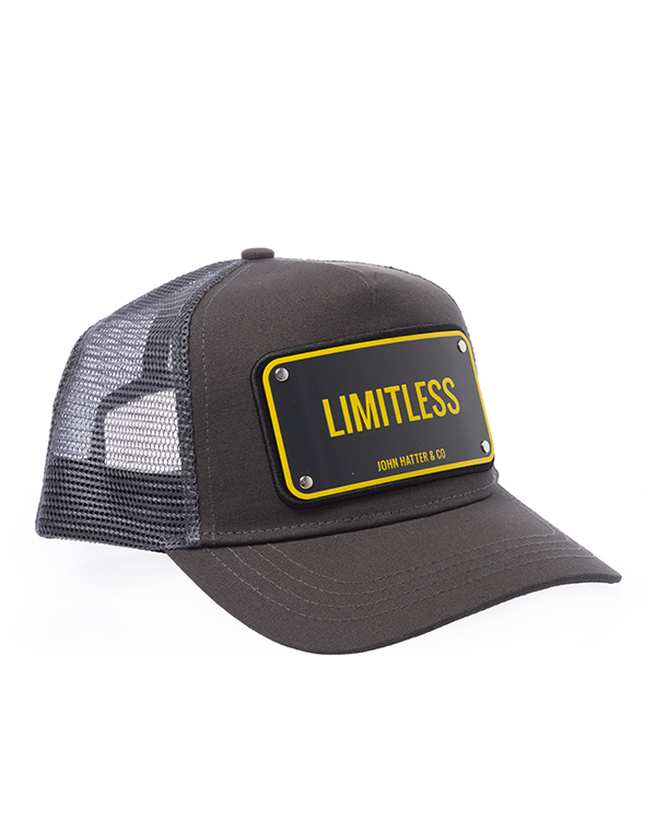 John Hatter & Co бейсболка с декоративной табличкой  артикул LIMITLESS марки John Hatter & Co купить за 15200 руб.